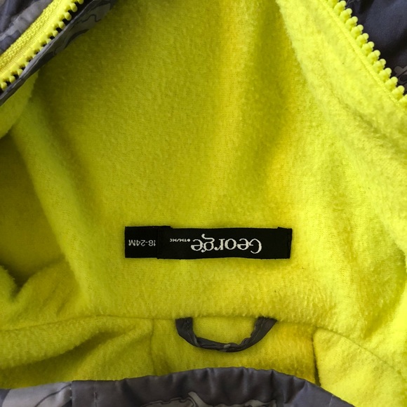 🦋 3 for $25 Boys jacket - Picture 3 of 3